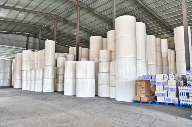 Weighted Jumbo Roll Tissue High-Quality Versatile Napkins Raw Materials